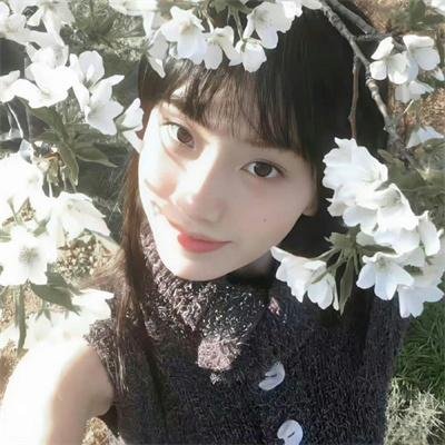 踉跄女孩